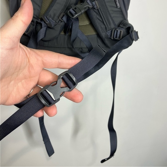 Osprey Centauri backpack with embroidery dark gray - Picture 9 of 9